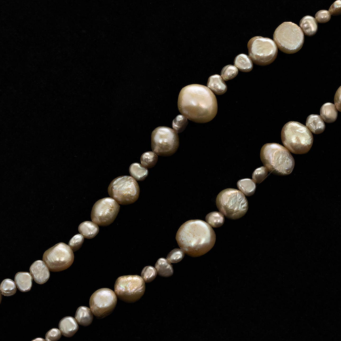 PEARL NECKLACE, Sterling Silver.
