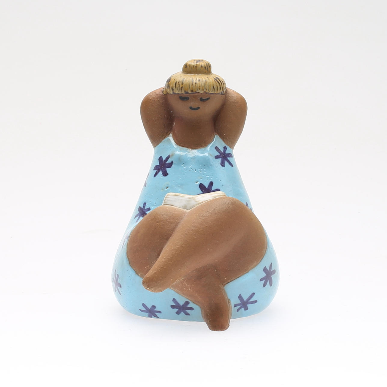 LISA LARSON. stengods, figur, "Emma" ur serien ABC-flickorna, Gustavsberg, signerad L.L.