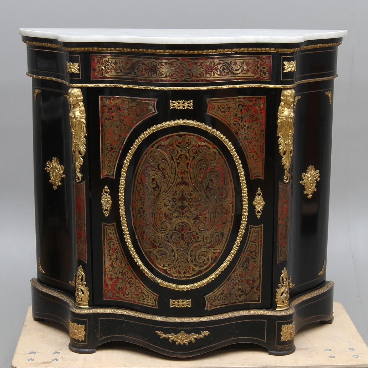 SKÅP, Boullestil, Frankrike, etikettmärkt Bedel & Cie, 1800-talets slut.