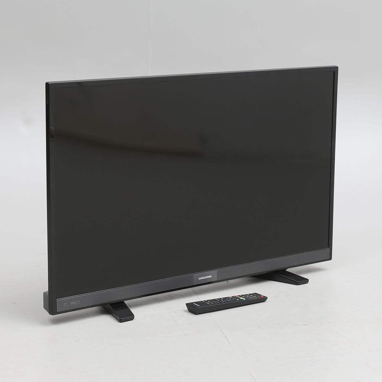 TV, Led, 40" Grundig.