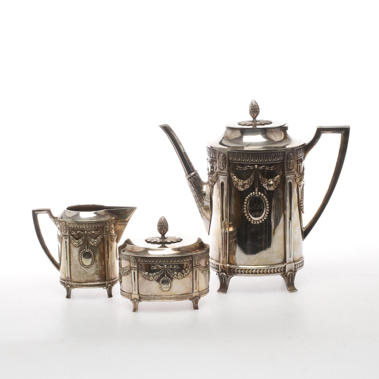 KAFFESERVIS, 3 delar, nysilver, C G Hallberg, tidigt 1900-tal.