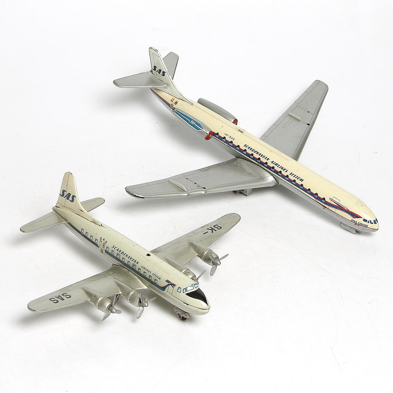 FLYGPLAN, 2 st. plåt, SAS bl.a. "Finn Viking", Arnold. Tyskland.