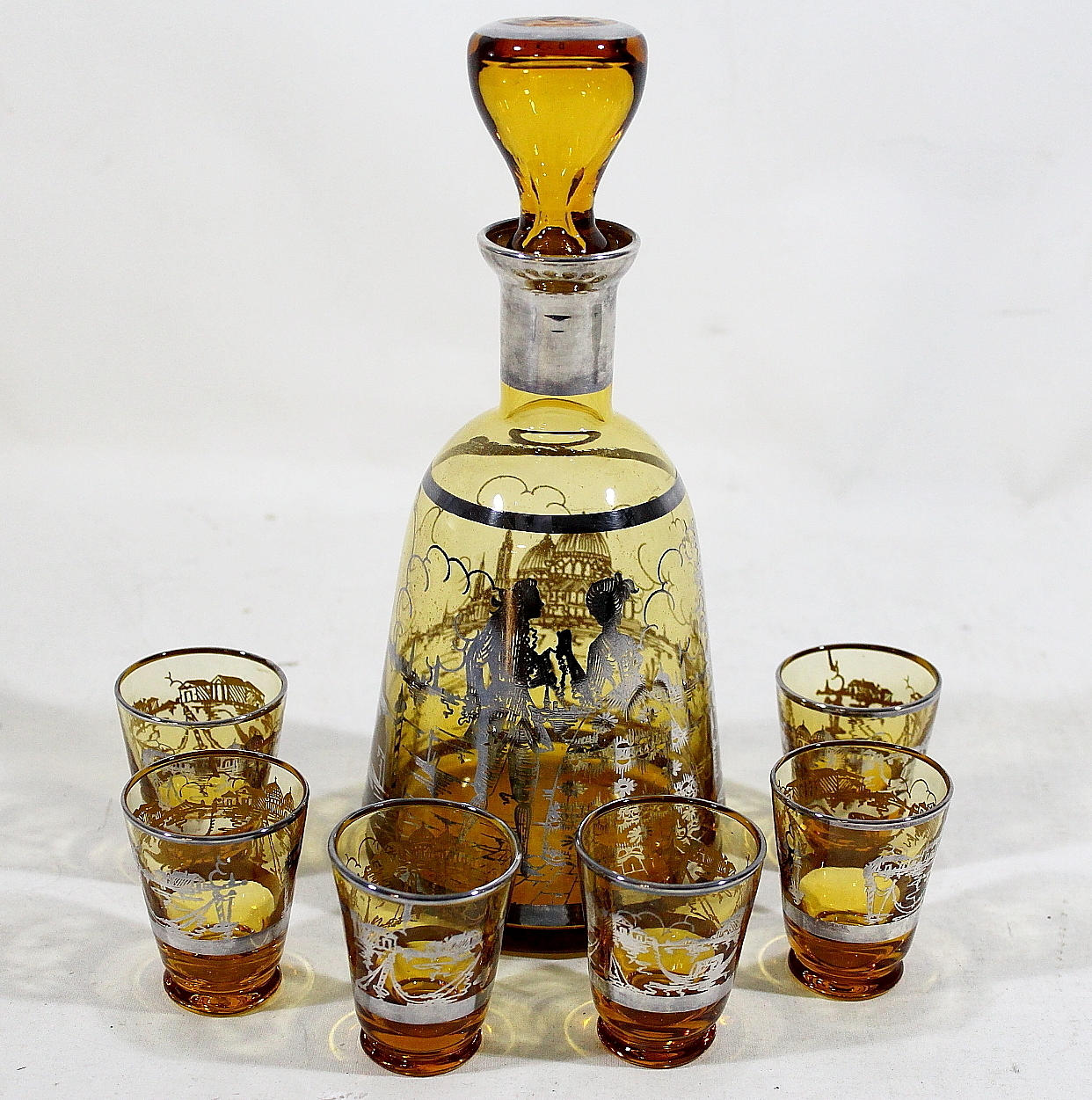 DRINKSET, 7 delar Italien, silverbelagda, gult glas.