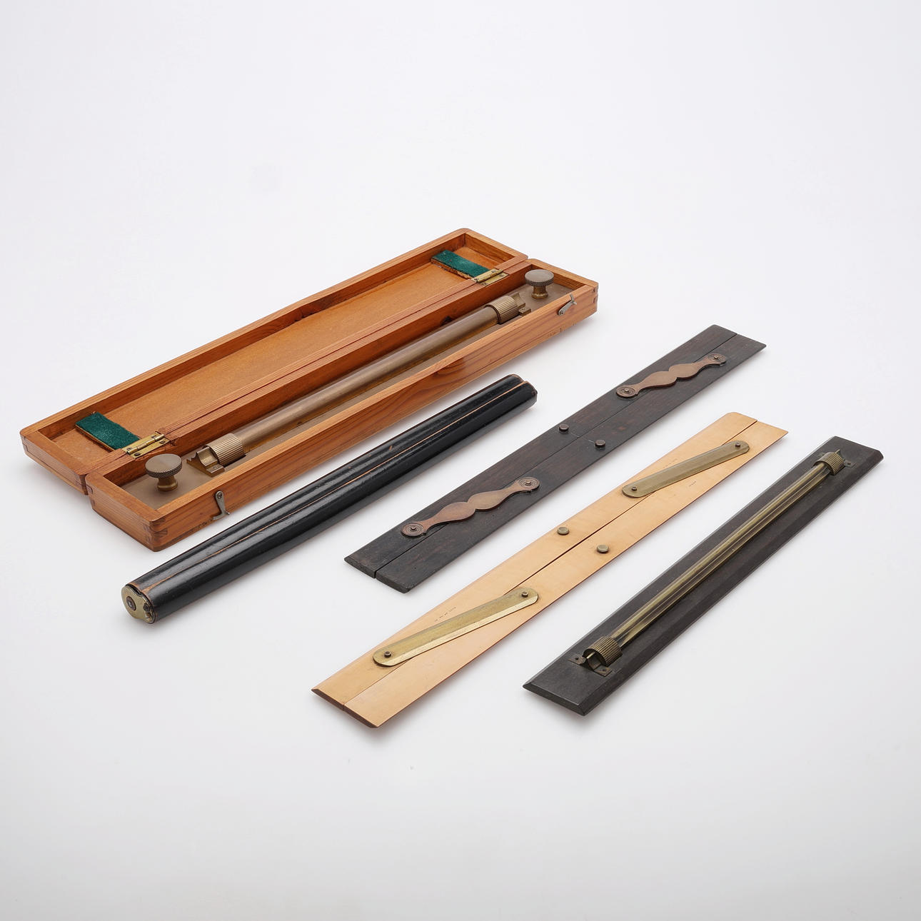 5 RULERS FOR MARINE NAVIGATION/5 RULERS FOR MARINE NAVIGATION, WOOD AND ...