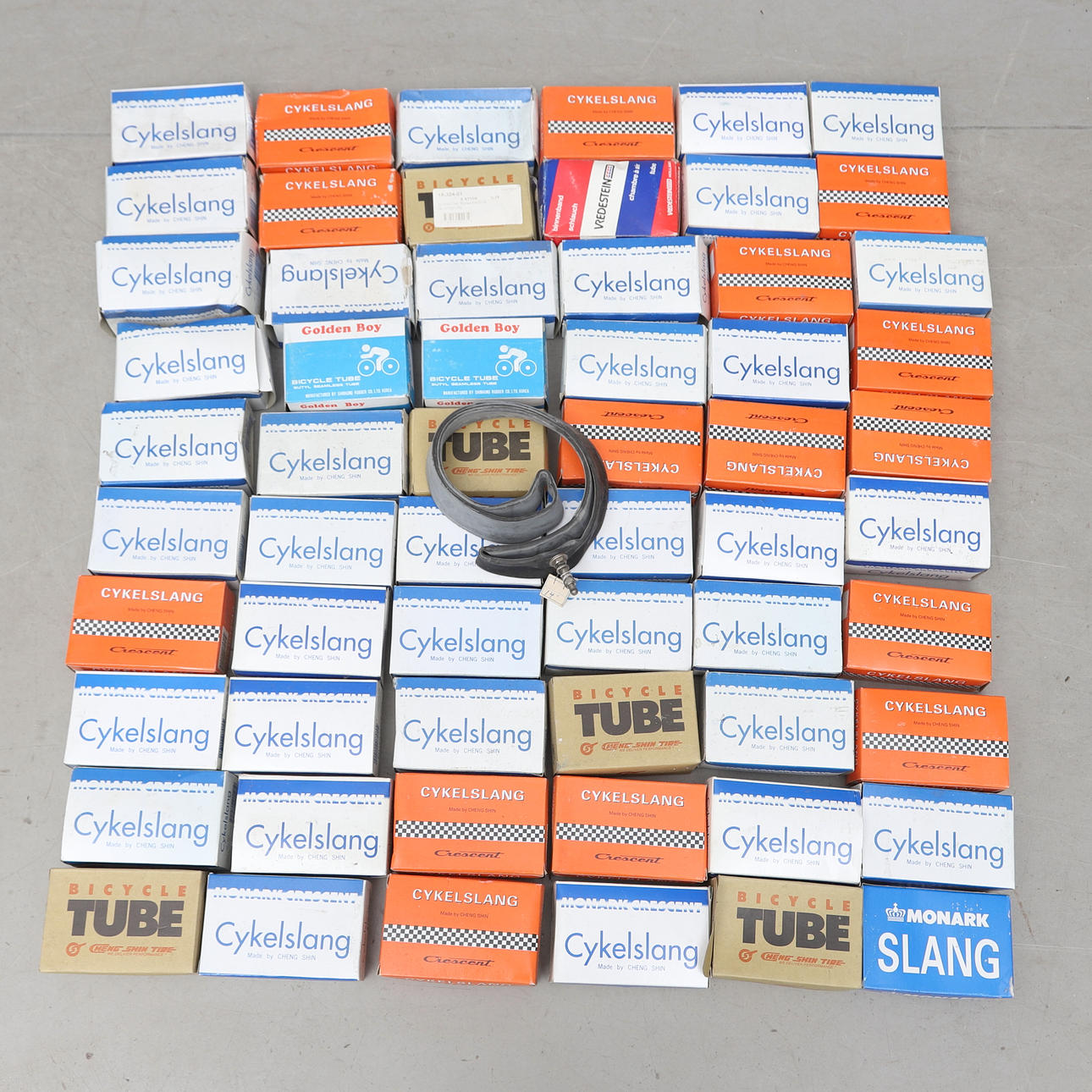 LOT CYKELSLANGE, forskellige mærker.