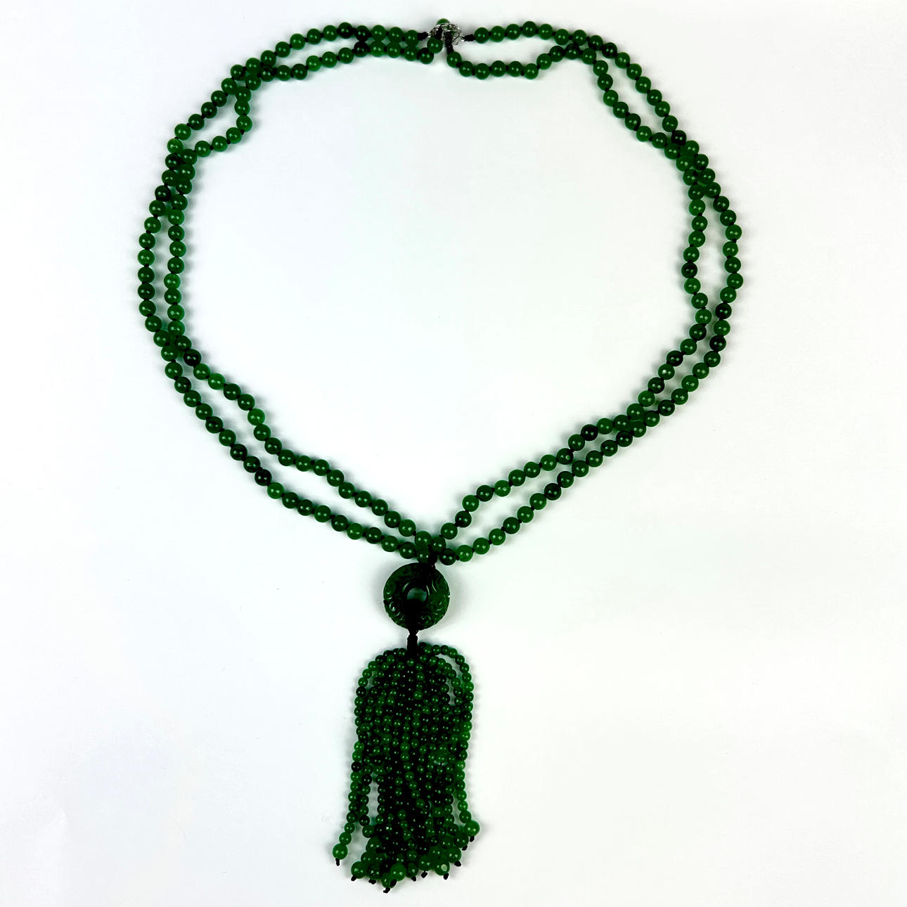 JADE BEAD NECKLACE WITH 14CT GOLD CLASP.