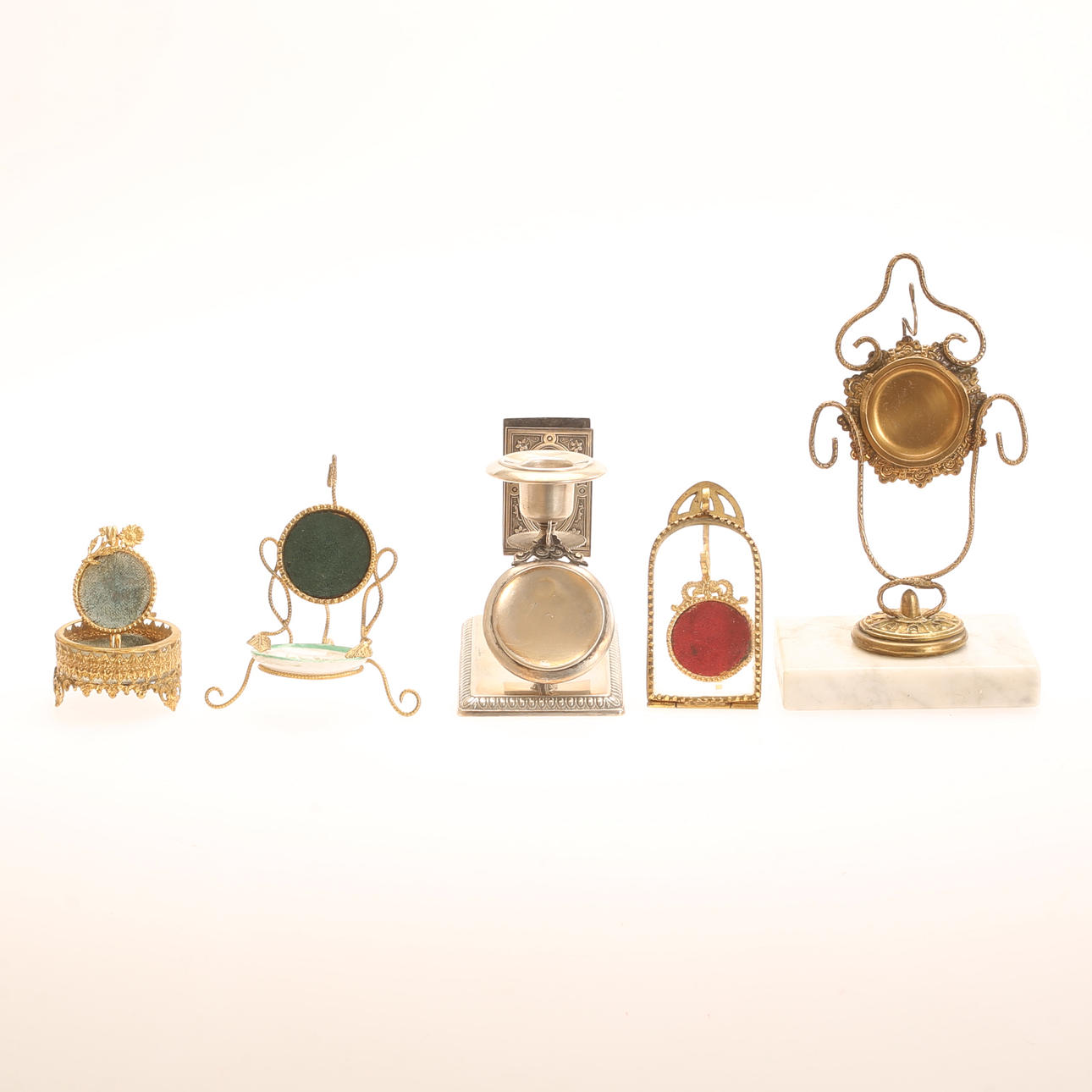 KLOCKSTÄLL, 5 stycken, metall, 1800/1900-tal.