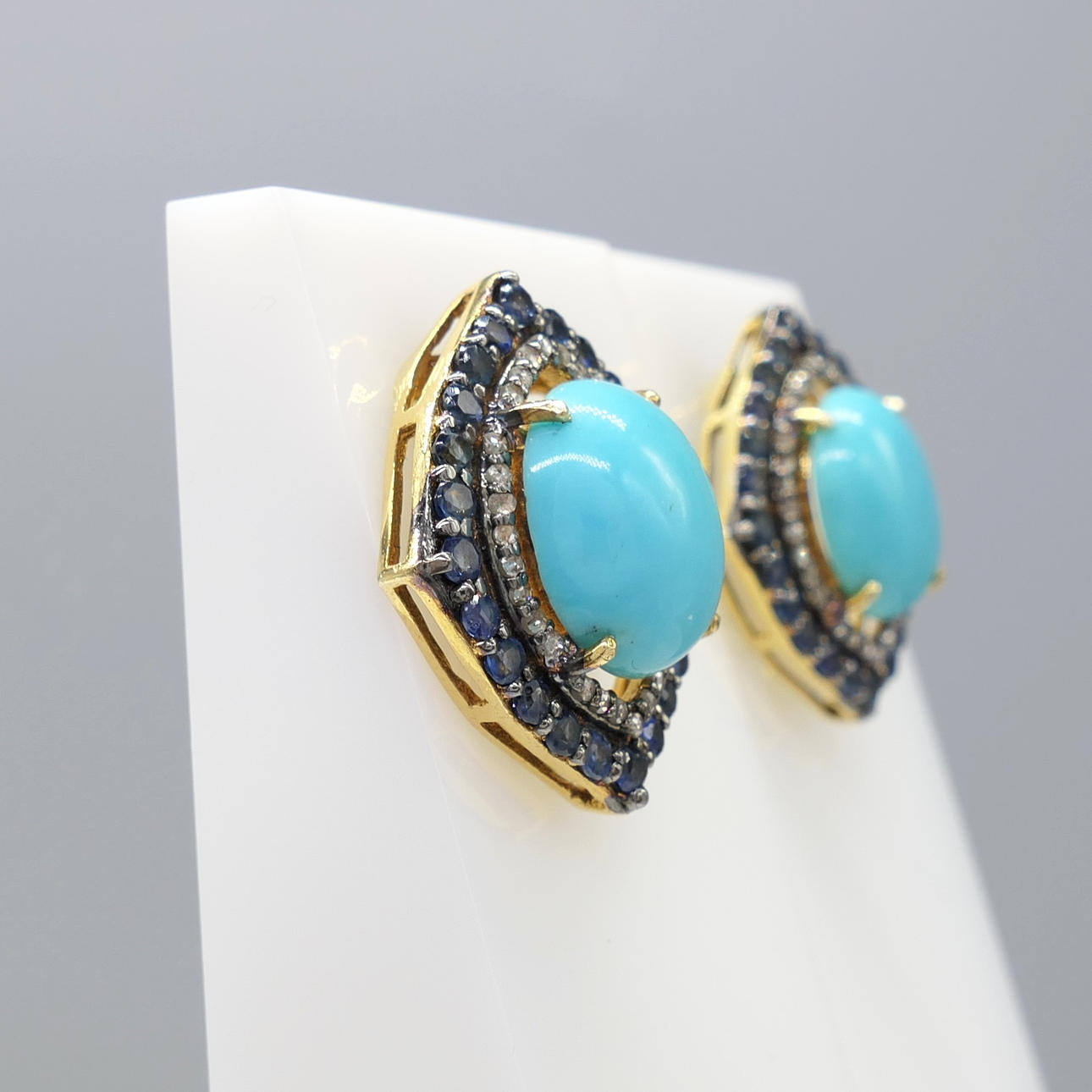 TURQUOISE, SAPPHIRE & DIAMOND earrings.