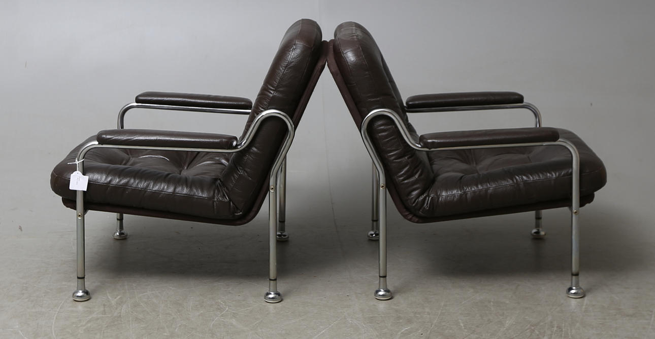 FÅTÖLJER, ett par, 1960/70-tal.