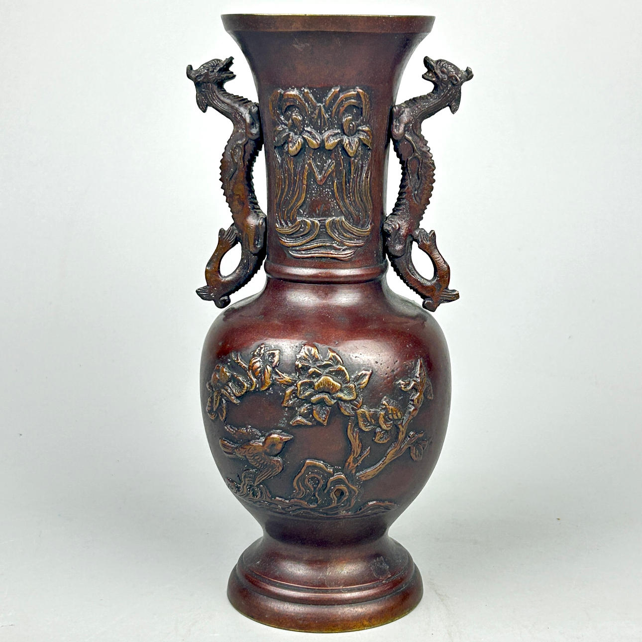 JAPANESE BRONZE VASE.