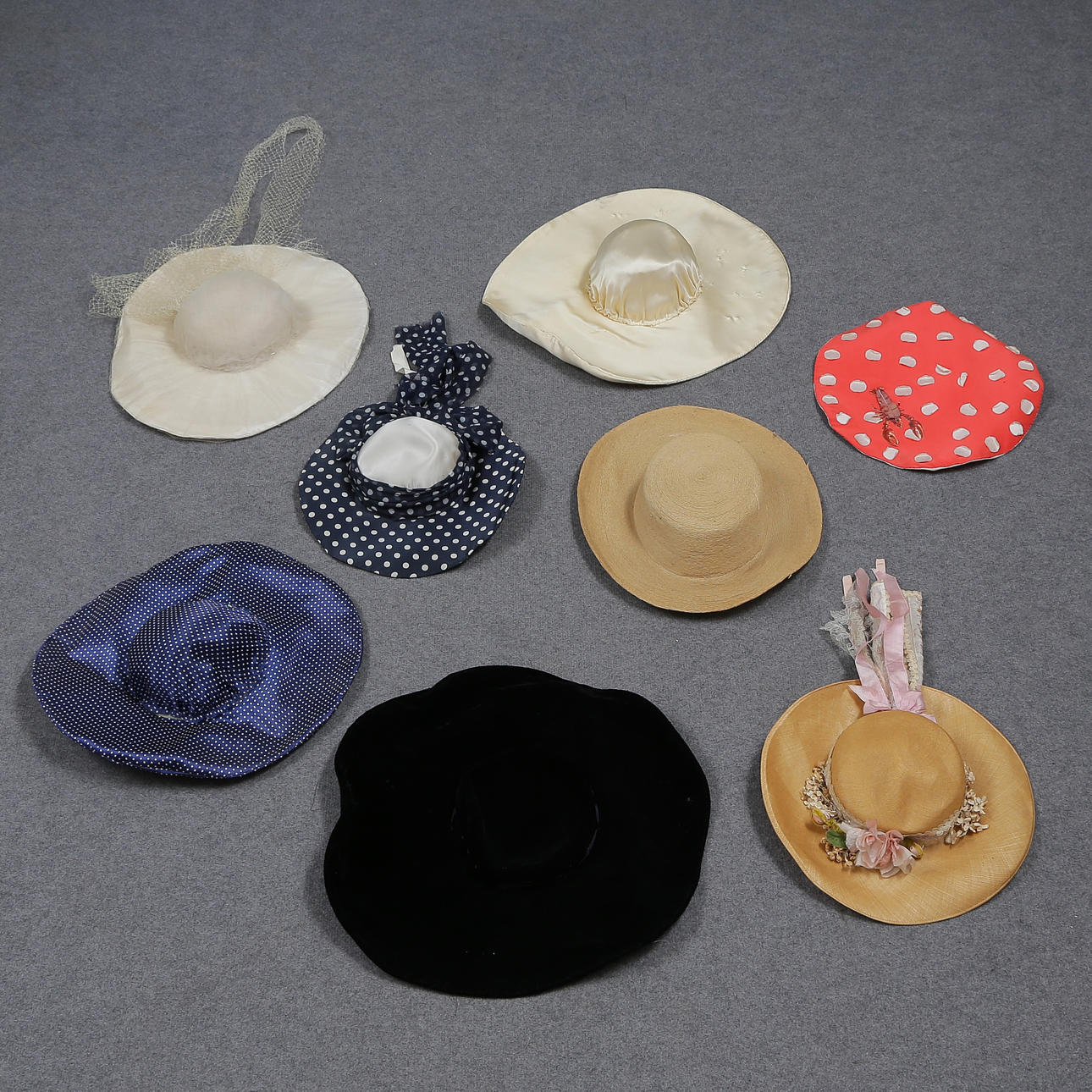 STOR SAMLING HATTAR, 8 DELAR, 1900-TAL.