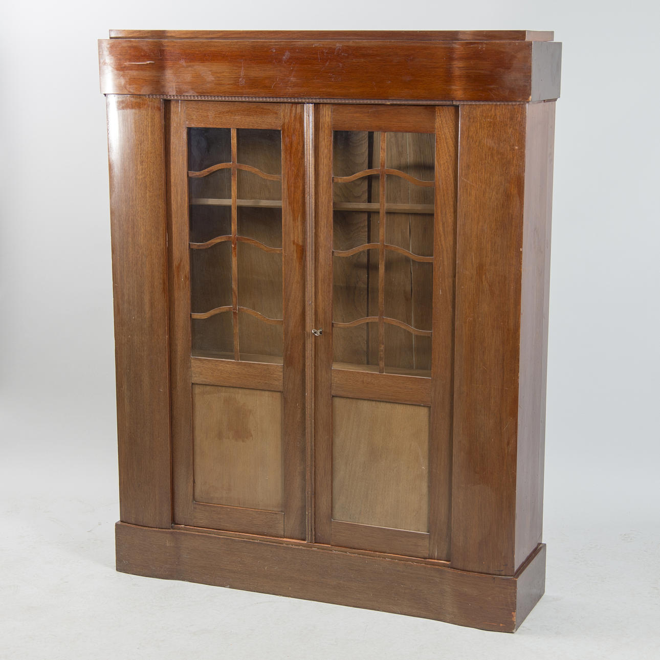 VITRINSKÅP, mahogny, jugend.