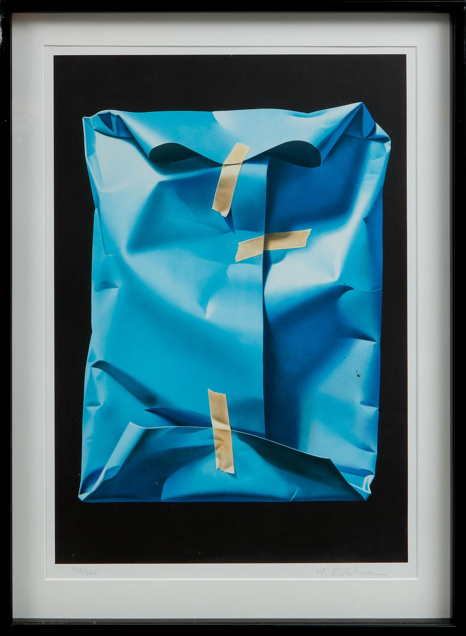 YRJÖ EDELMANN. Wrapped package, Lithograph, signed and numbered 340/360.