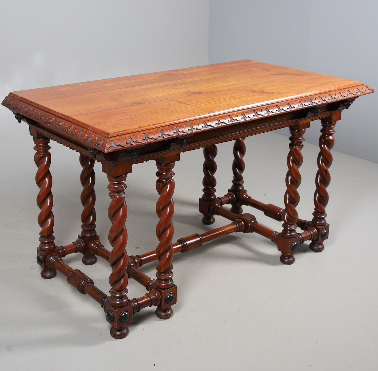 19THC ARTS & CRAFTS WALNUT CONSOLE TABLE.