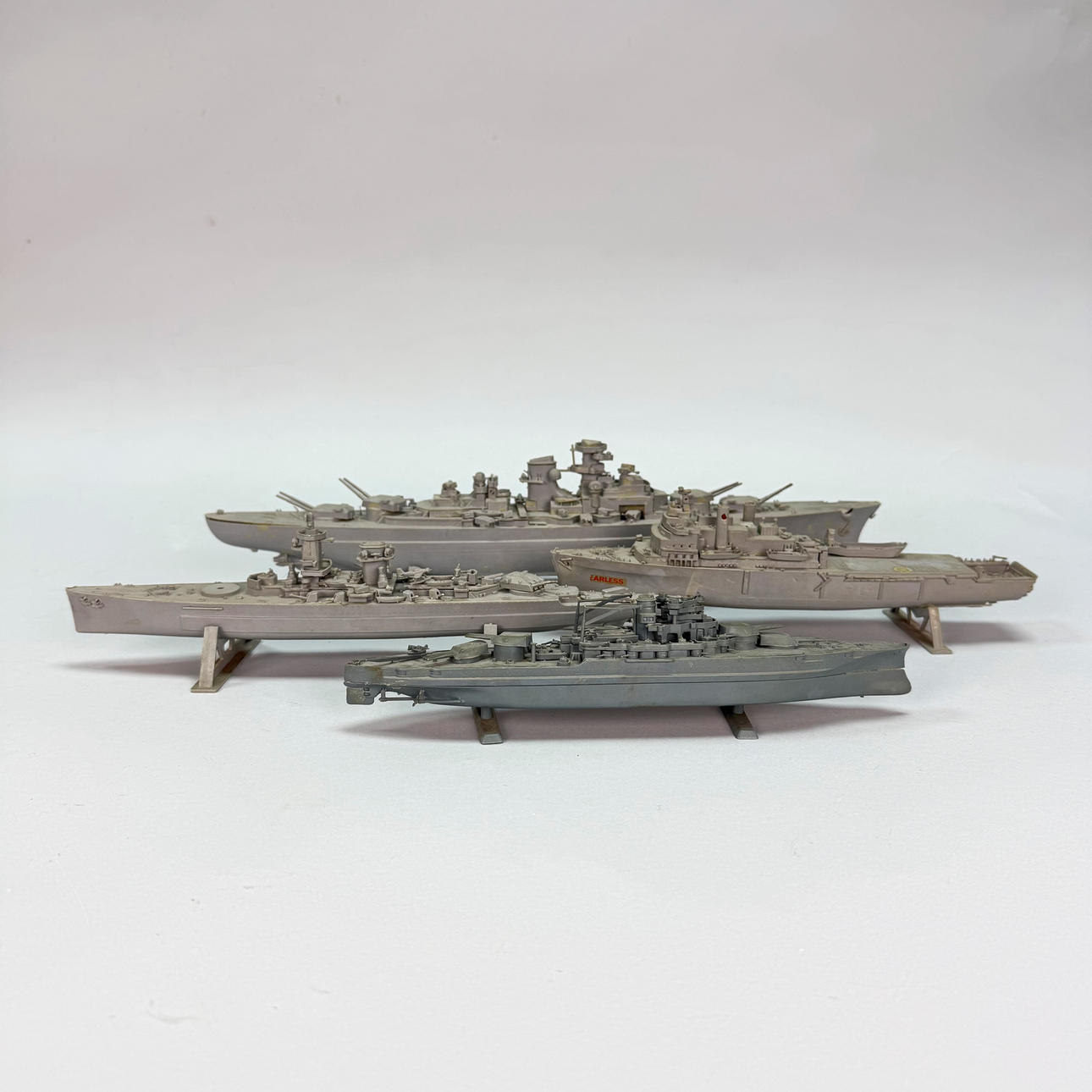 MODEL SHIP - Warship 4pcs.