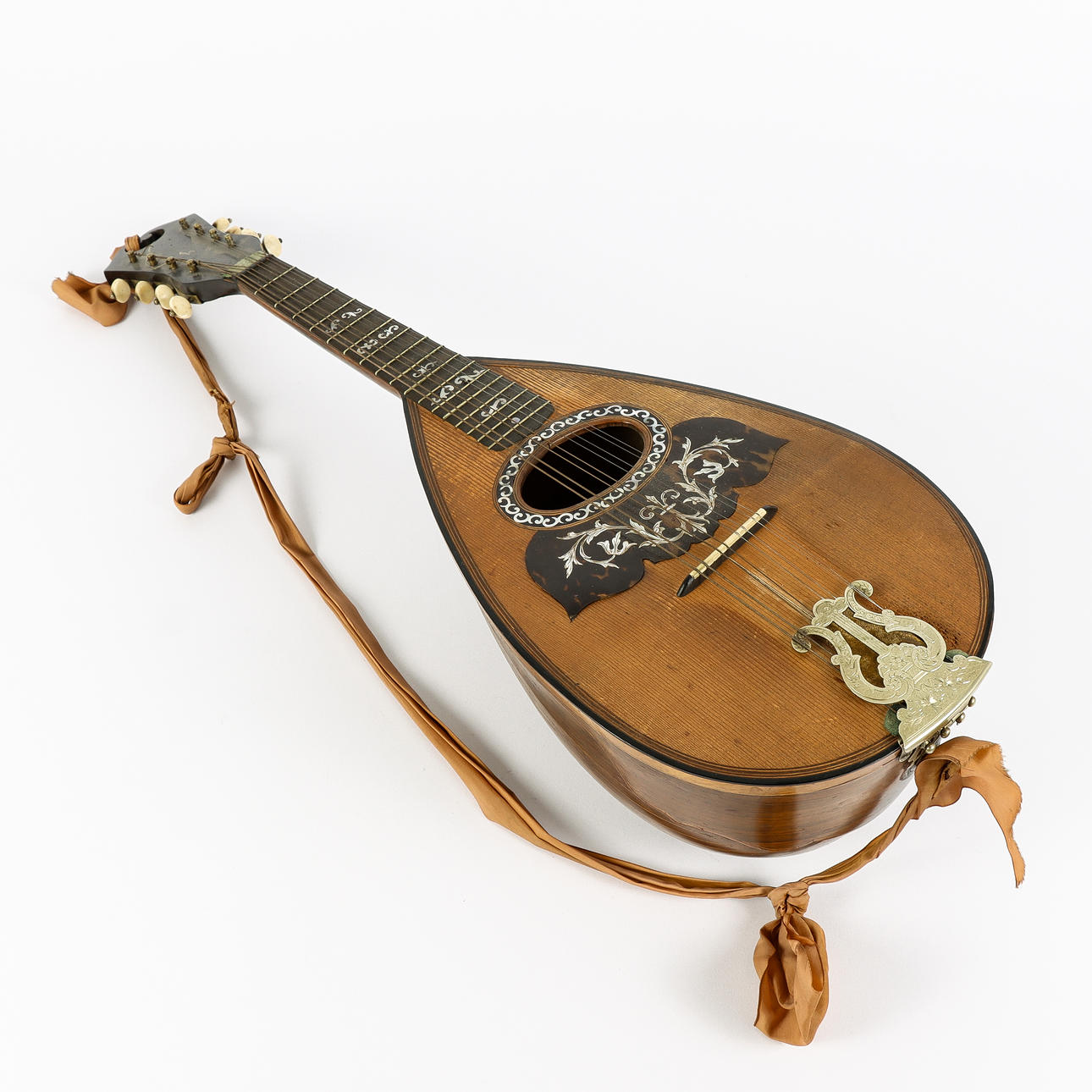 MANDOLIN The Vinaccia Brothers, 1896, Naples, Italy. Collectables