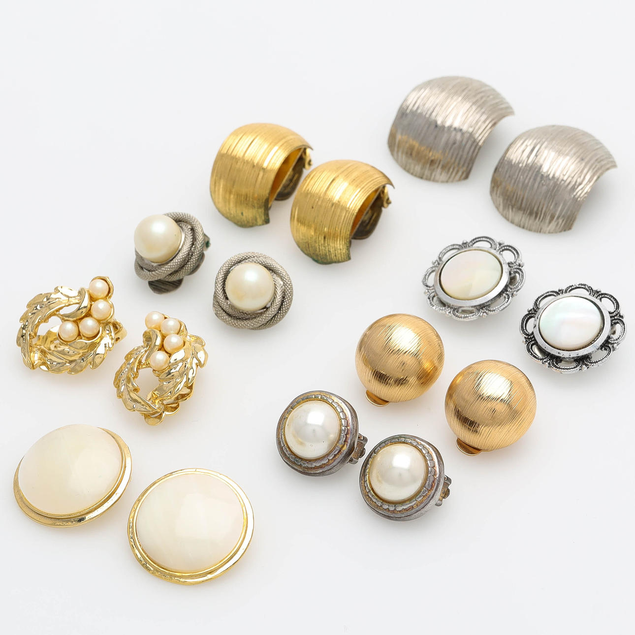 ÖRHÄNGEN, 8 par, clips, metall, 90-tal.