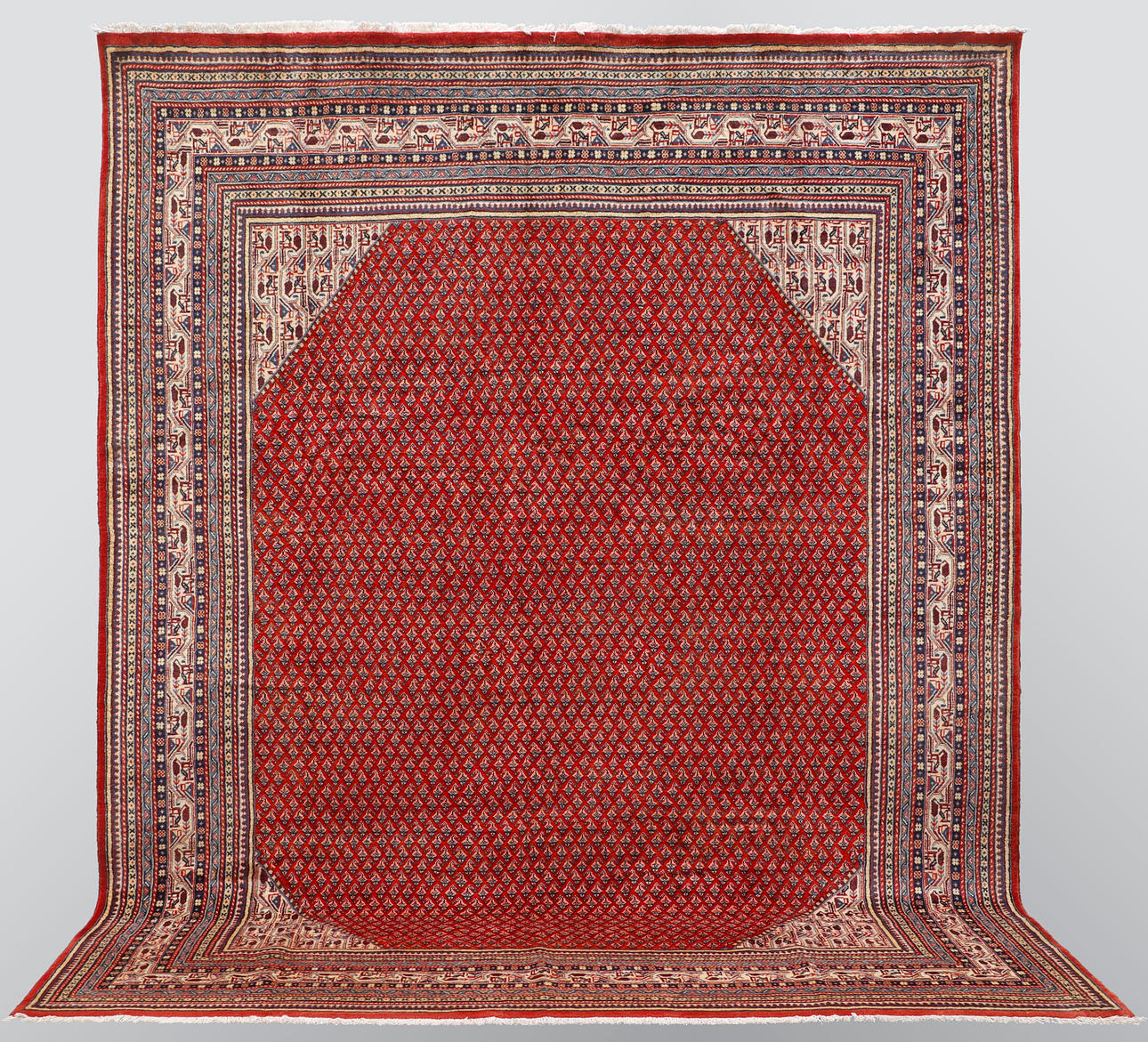ORIENTMATTA. Saruk Mir, 391 x 300 cm.