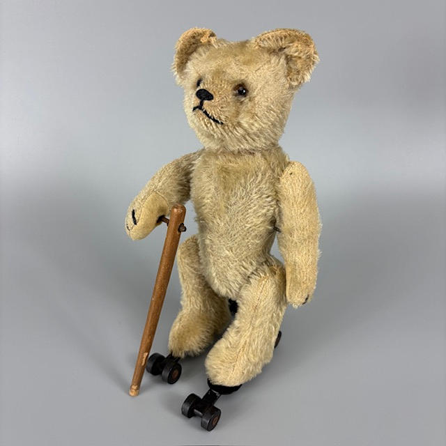 SCHUCO ROLLY SKATING BEAR.