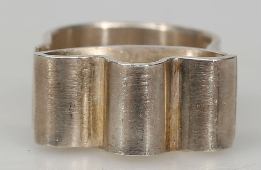 ELON ARENHILL. Ring, sterlingsilver, signerad, 11 gram.