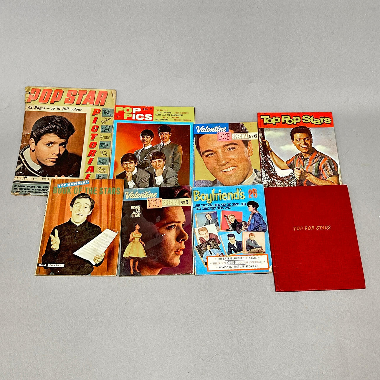 POP PICS MAGAZINES & POP ANNUALS.