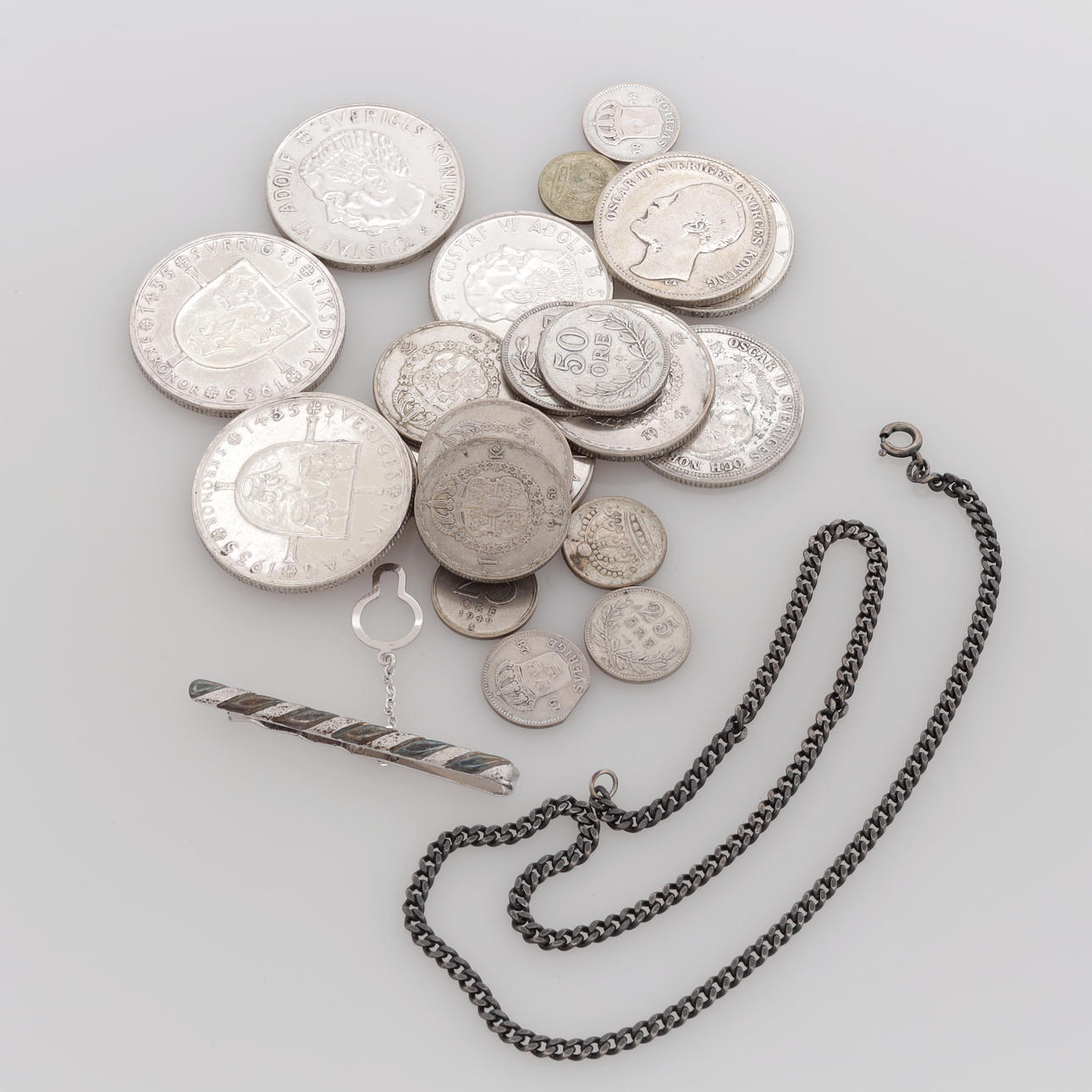 COIN mm, silver, total weight 232 grams.