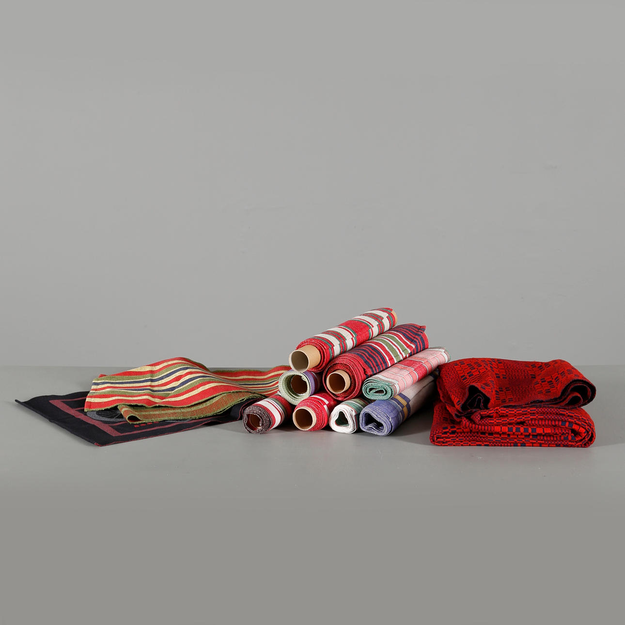 PARTI TEXTIL, 11 delar, duk och löpare.