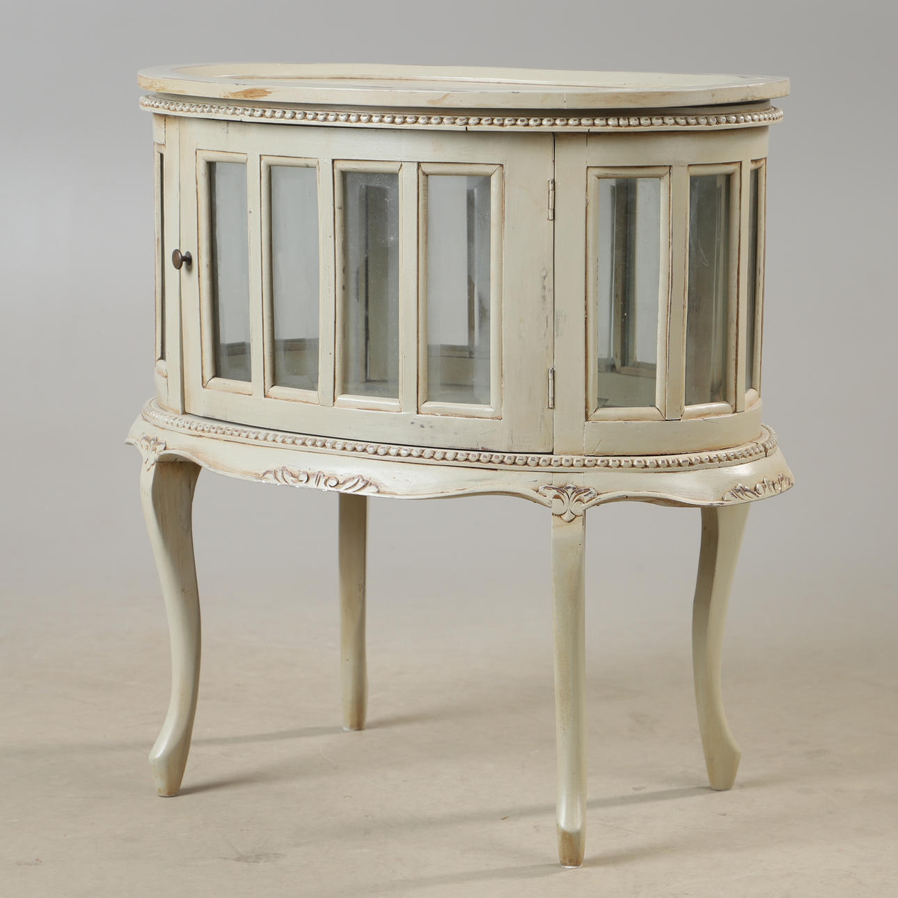 VITRINBORD MED BRICKA, gråmålat, rokokostil.