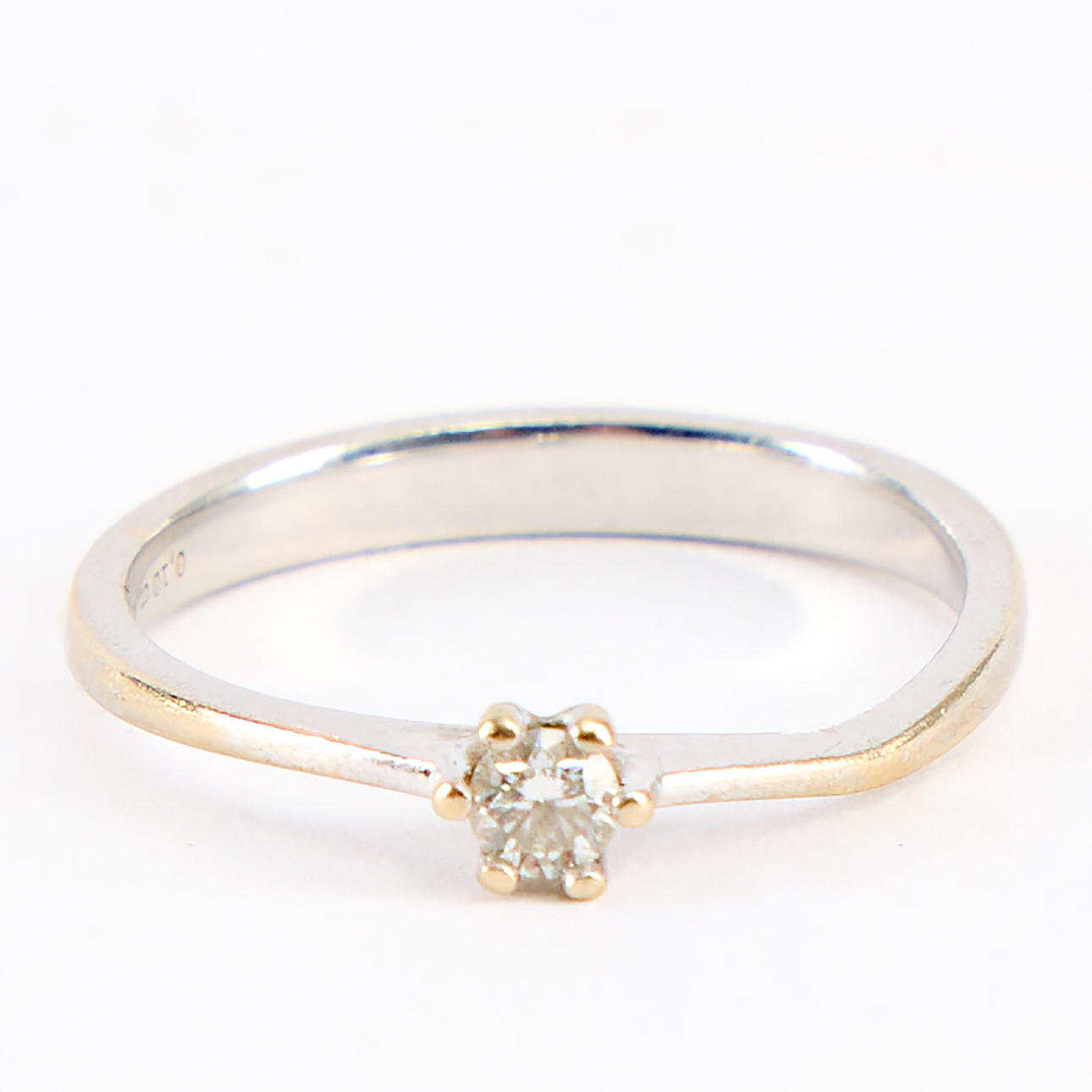 SOLITAIRE RING, gold 14K with diamond 0,1 ct.