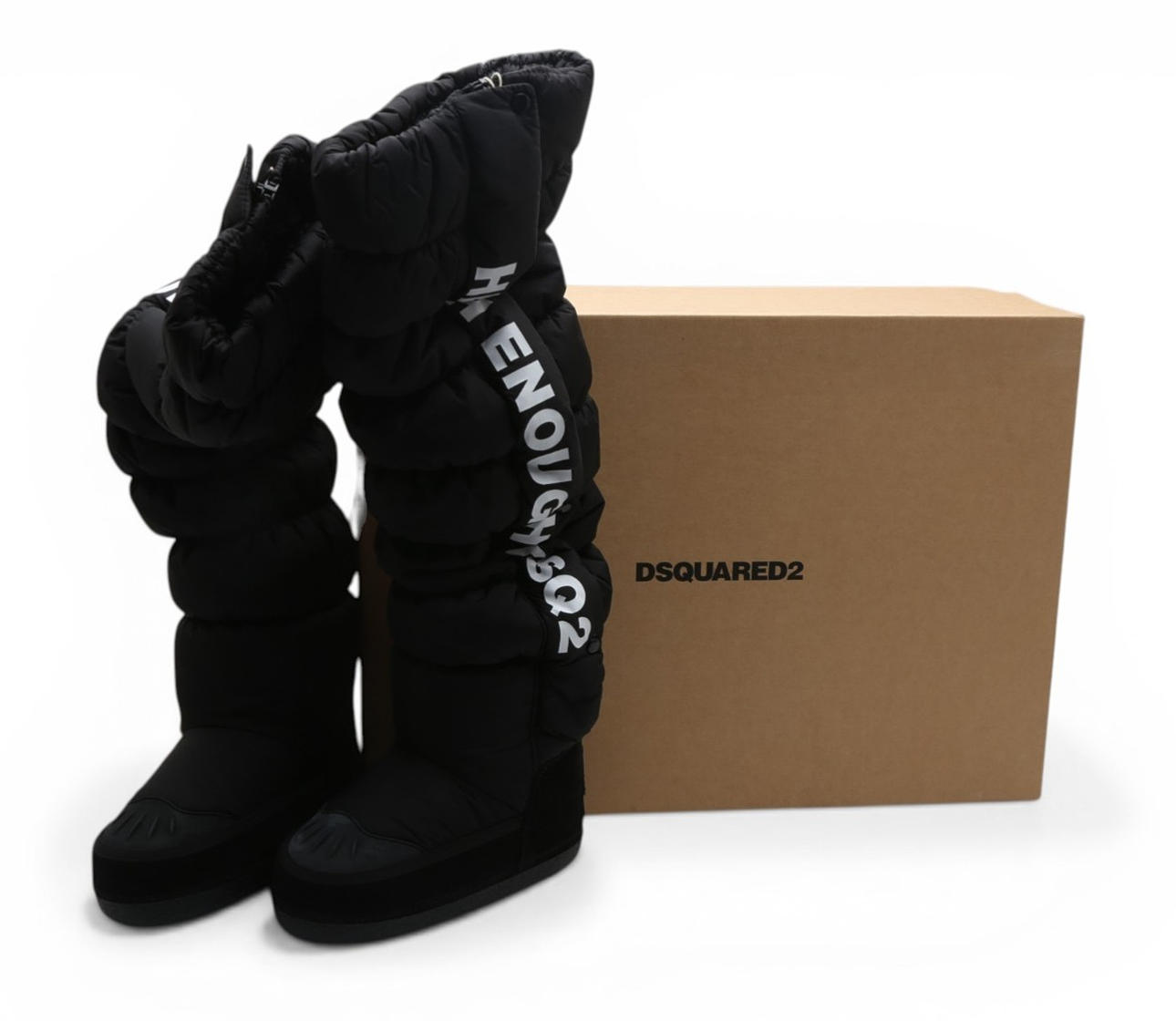 DSQUARED2. “Ain't No Mountain” padded snow boots.