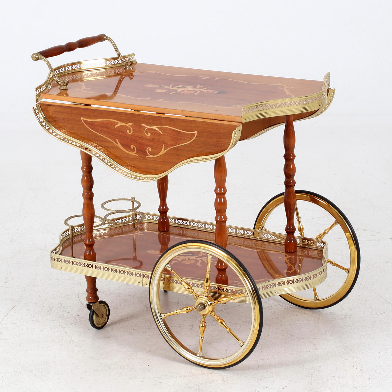 SERVERINGSVAGN, intarsia, 1900-talets andra hälft.