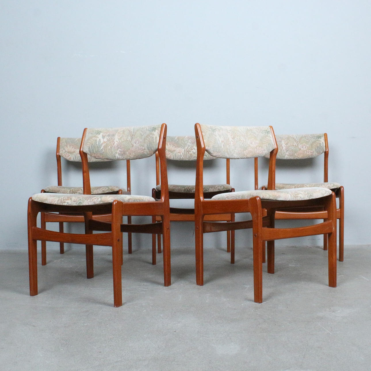 ATTRIBUTED TO ERIK BUCH. Five teak chairs. Denmark, 1960s.