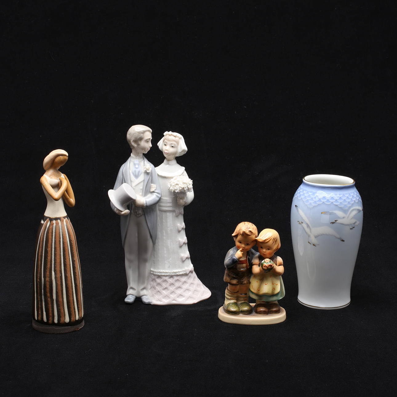 PARTI PORSLIN, 4 delar, bl, a Lladro, Goebel.