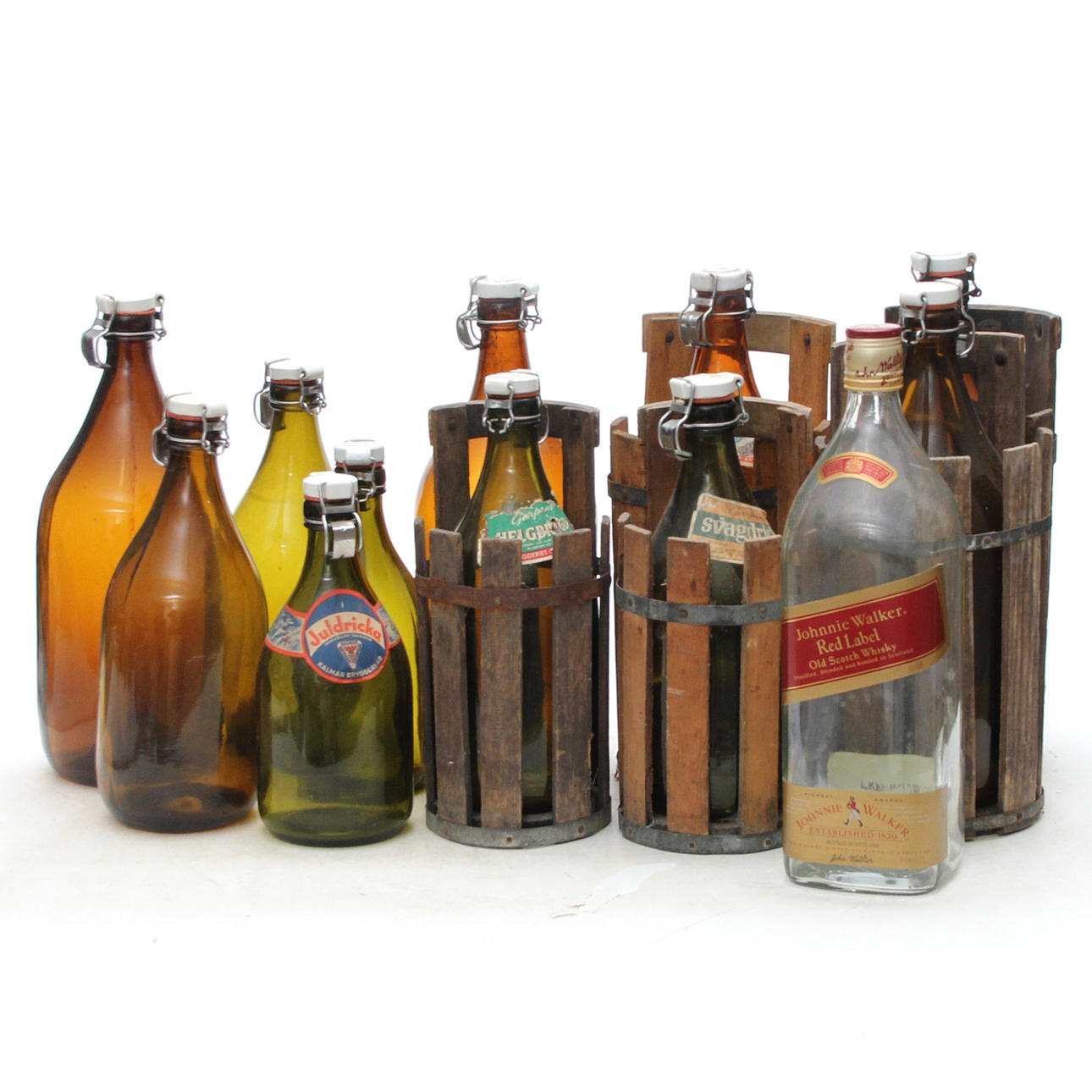 USE BOTTLES 12 pieces, almost all with patent corks.