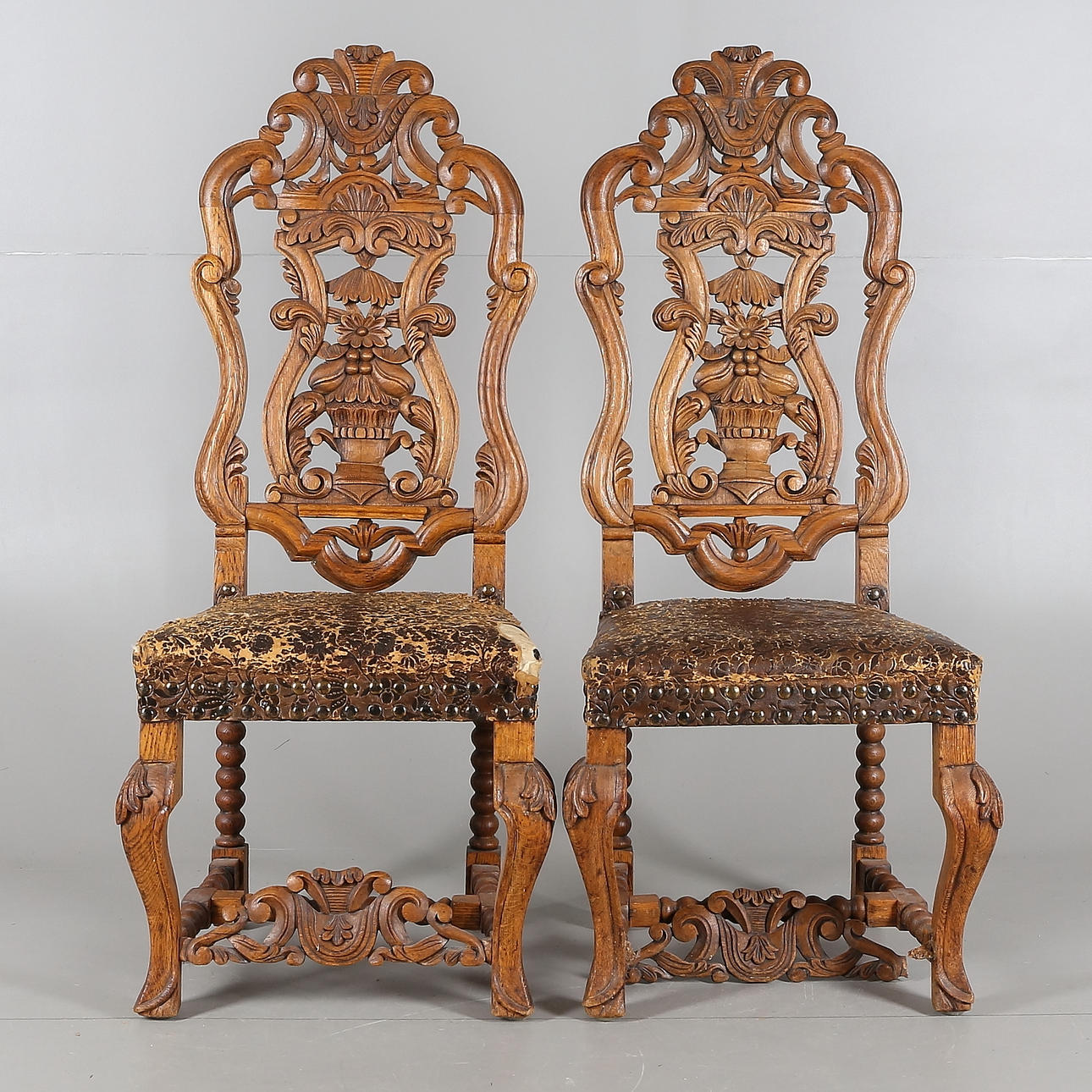 STOLAR, ett par, ek, barockstil, 18/1900-tal.