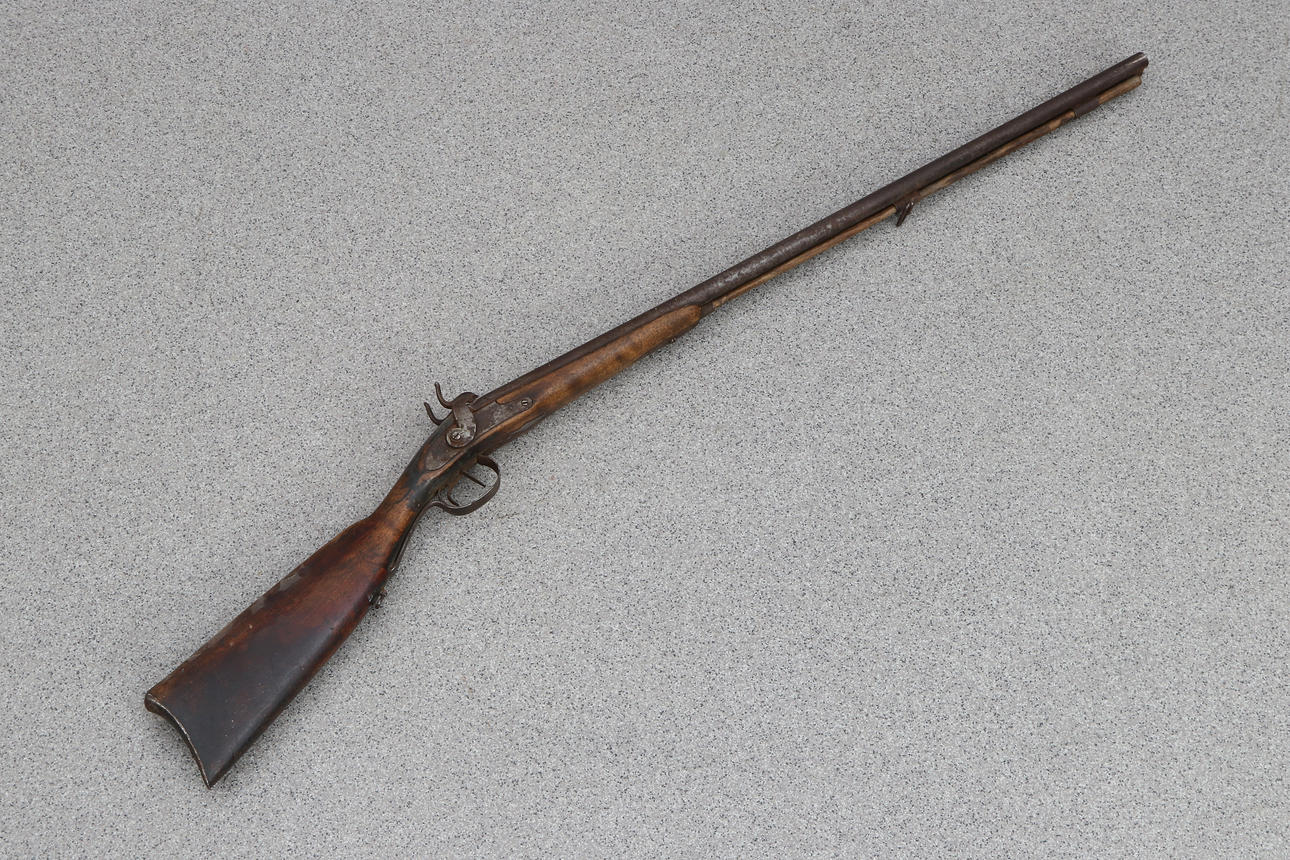 PERCUSSION LOCK RIFLE. Double-barreled. 19th century. Estuary charger ...