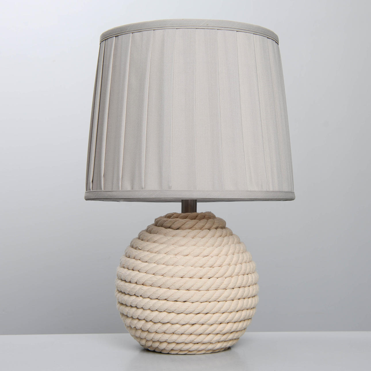 A 21st-century Aneta table lamp.