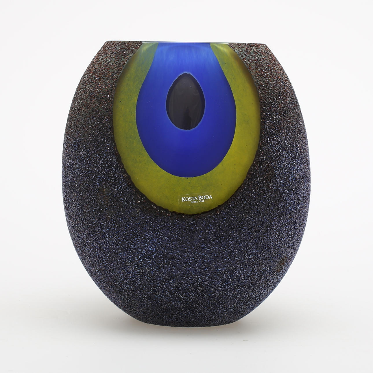 MONICA BACKSTRÖM. Vas, glas, "Moonlanding", Kosta Boda, signerad.