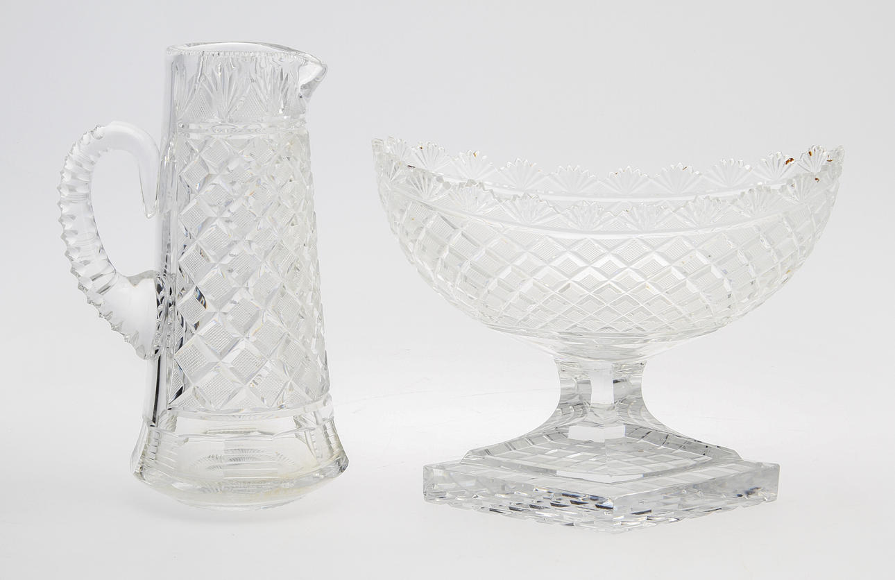 KARAFF SAMT SKÅL PÅ FOT, 1900-tal.