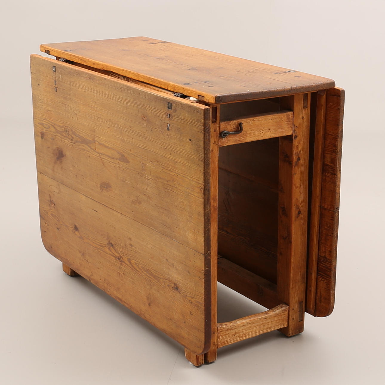 SLAGBORD, furu, 1700-tal.