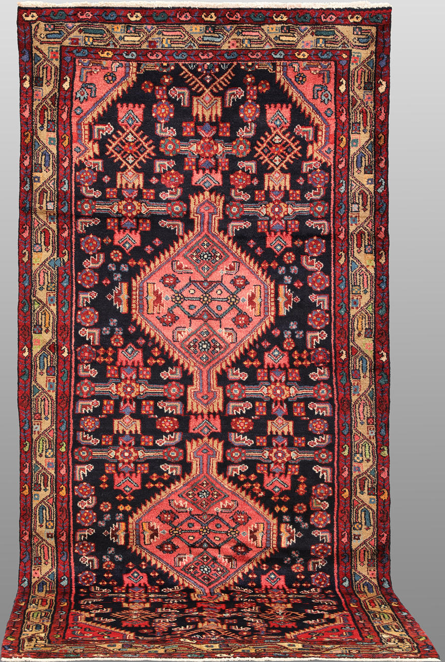 ORIENTMATTA. Hamadan gallerimodell, 285 x 125 cm.