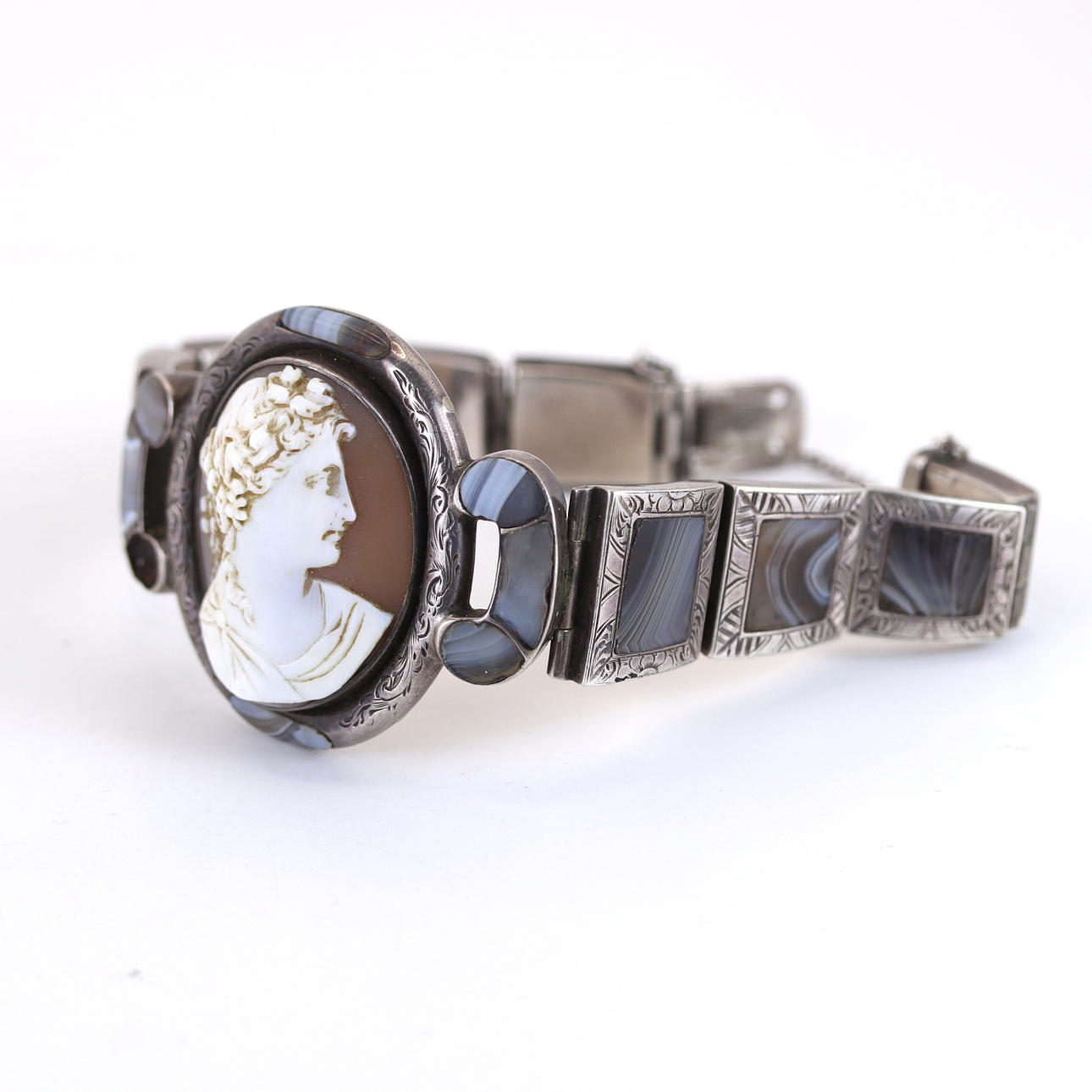 19TH CENTURY SILVER AND CAMEO BRACELET.