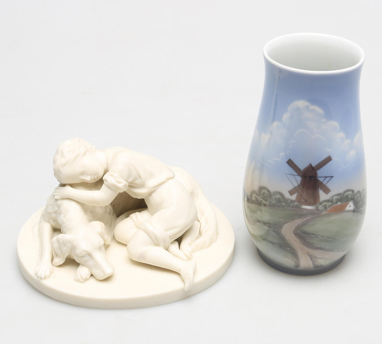 VAS och FIGURIN, porslin och parian, 1900-tal.