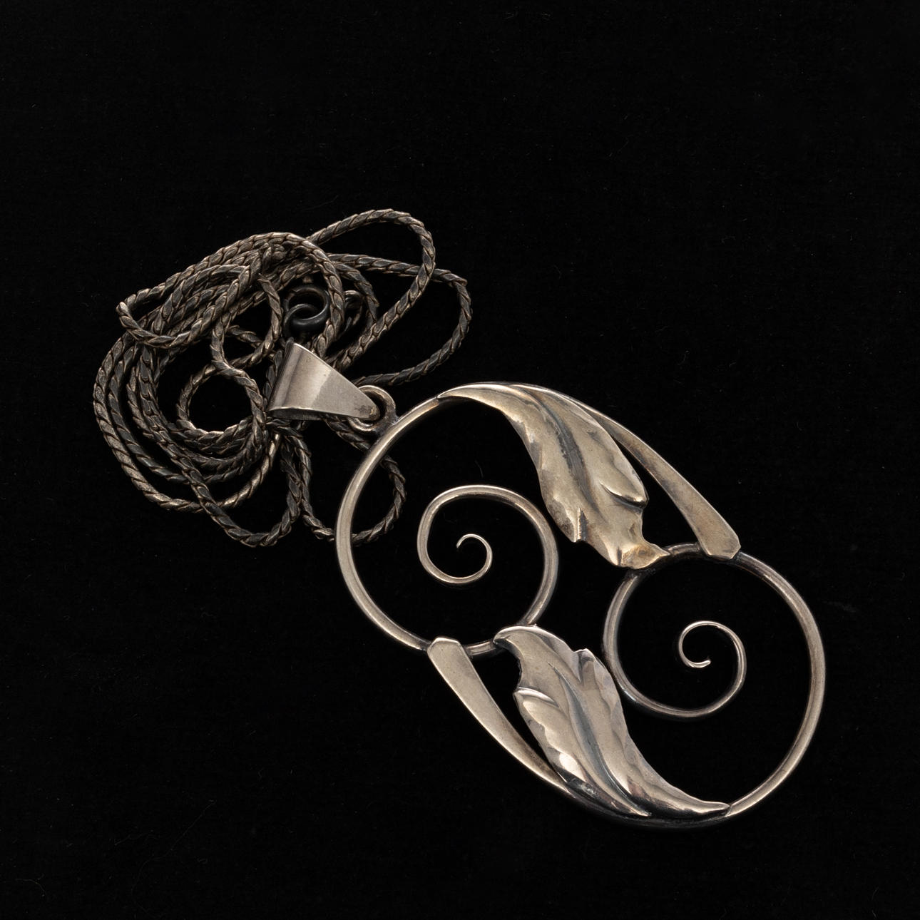 NECKLACE, Silver.