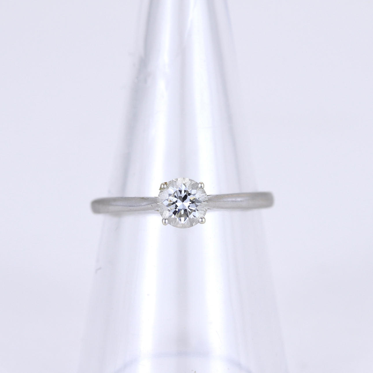 9CT WHITE GOLD RING WITH 0.5 CT LAB GROWN SOLITAIRE.