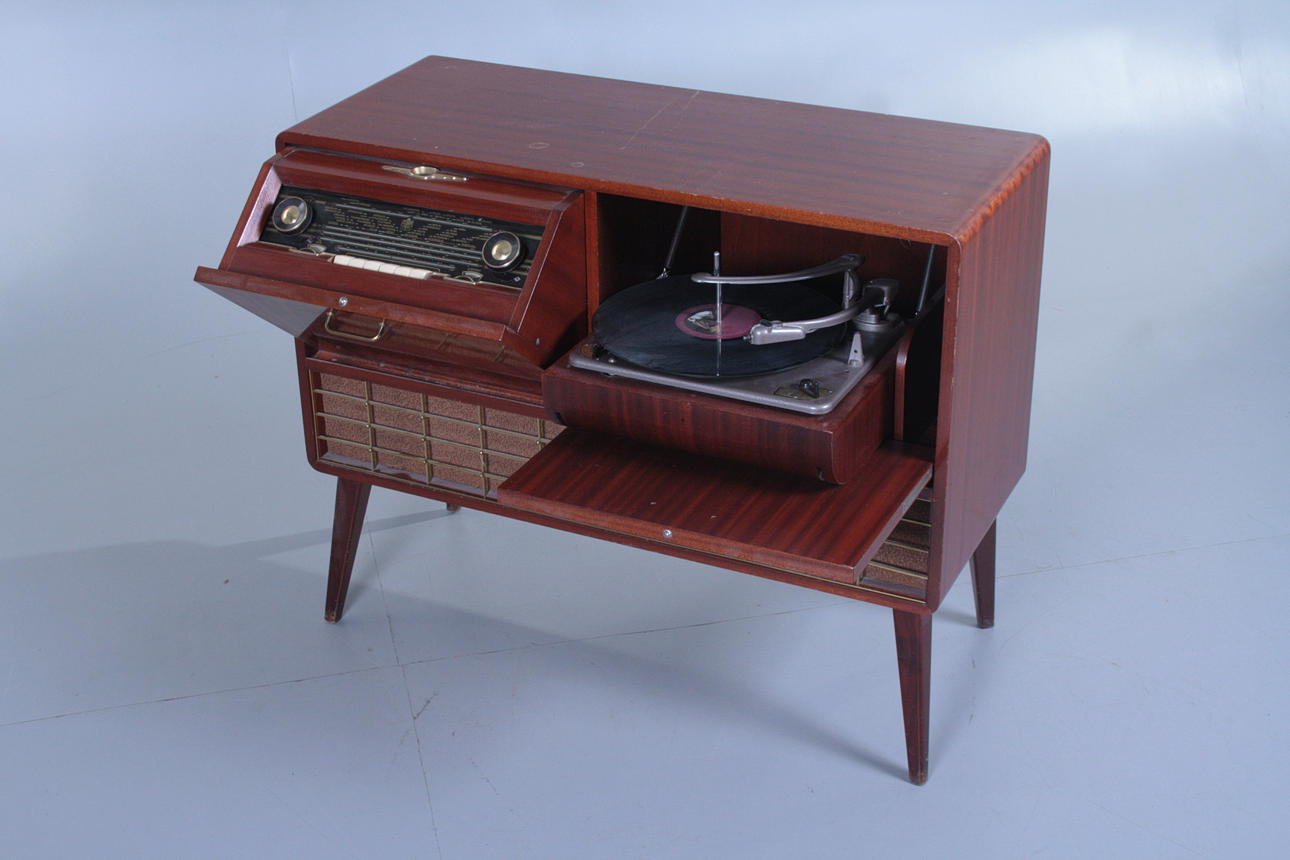 RADIOGRAMMOFONMÖBEL, Dux V 1364.