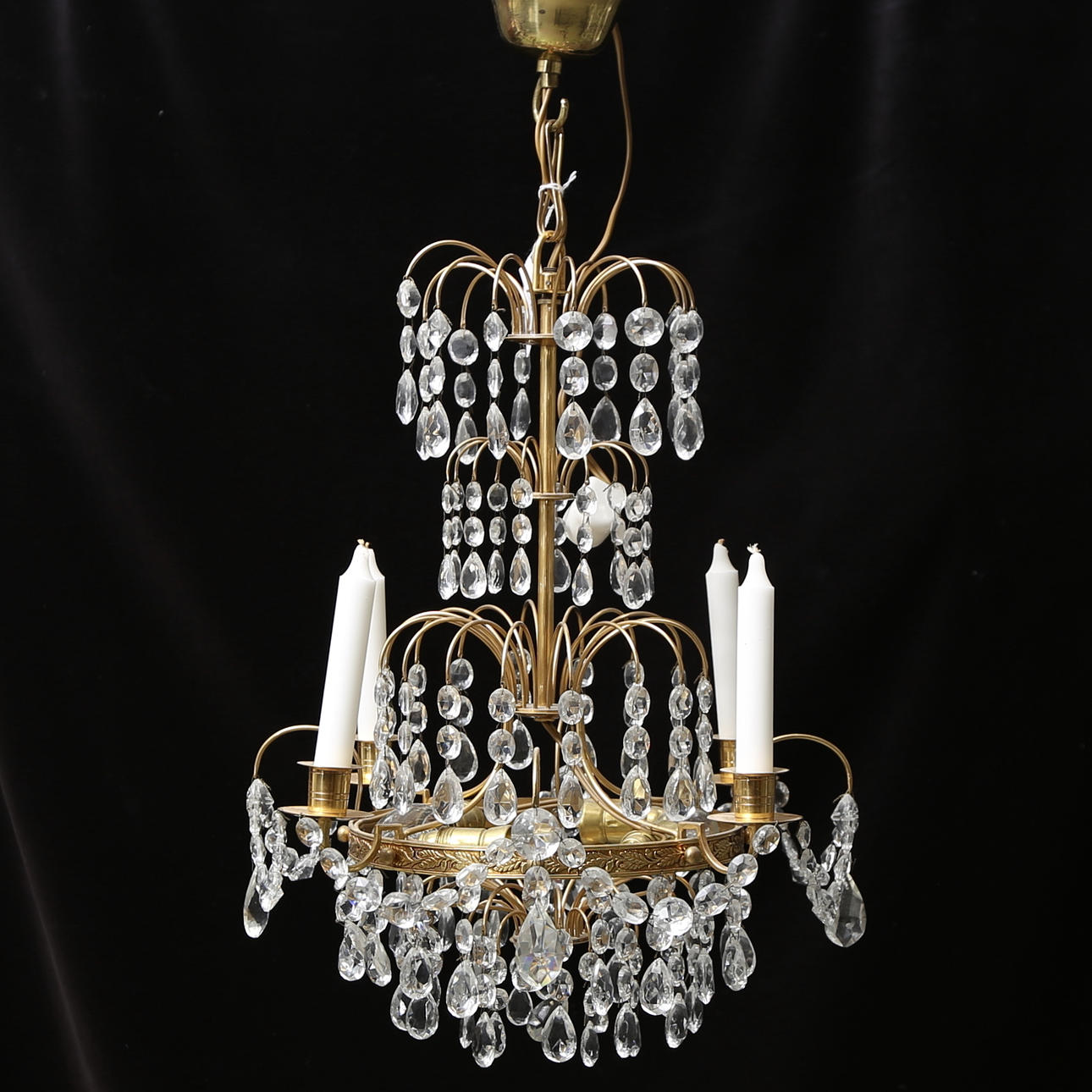 TAKKRONA, sengustaviansk-stil, höjd exklusive kedja ca. 45 cm.