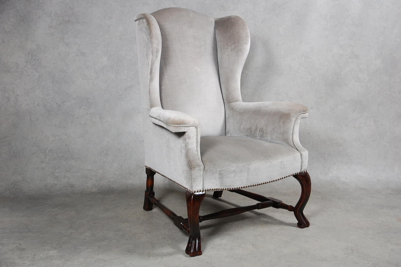 ÖRONLAPPSFÅTÖLJ, barockstil.