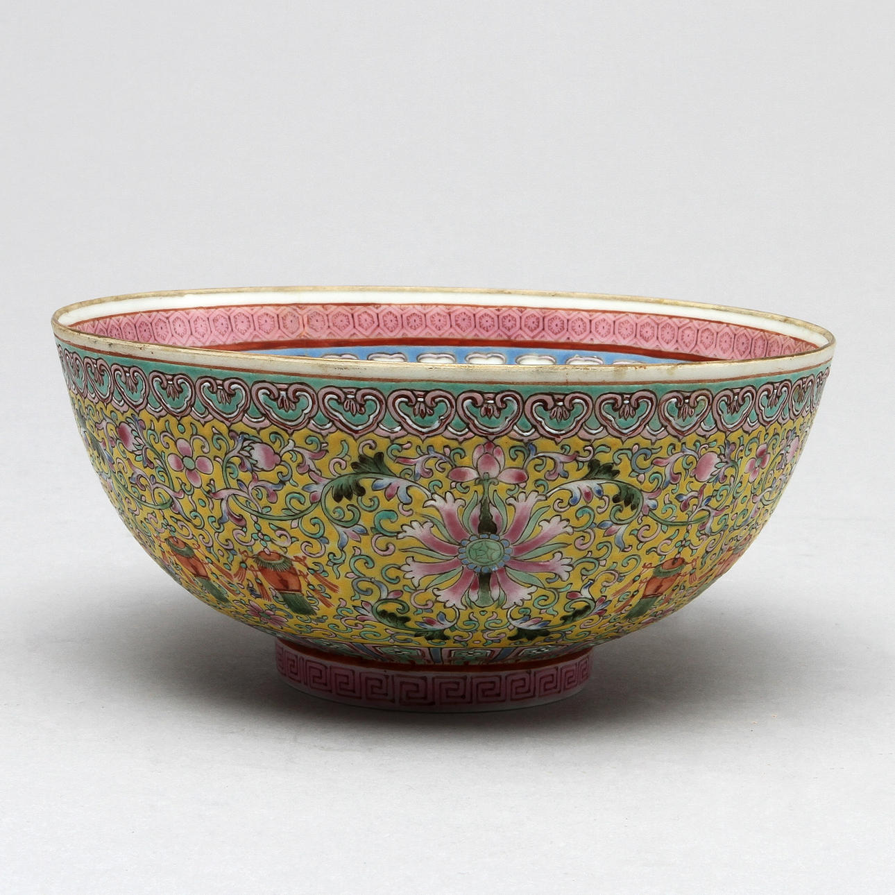 SKÅL, porslin, Kina, troligen Republik(1912-1949).