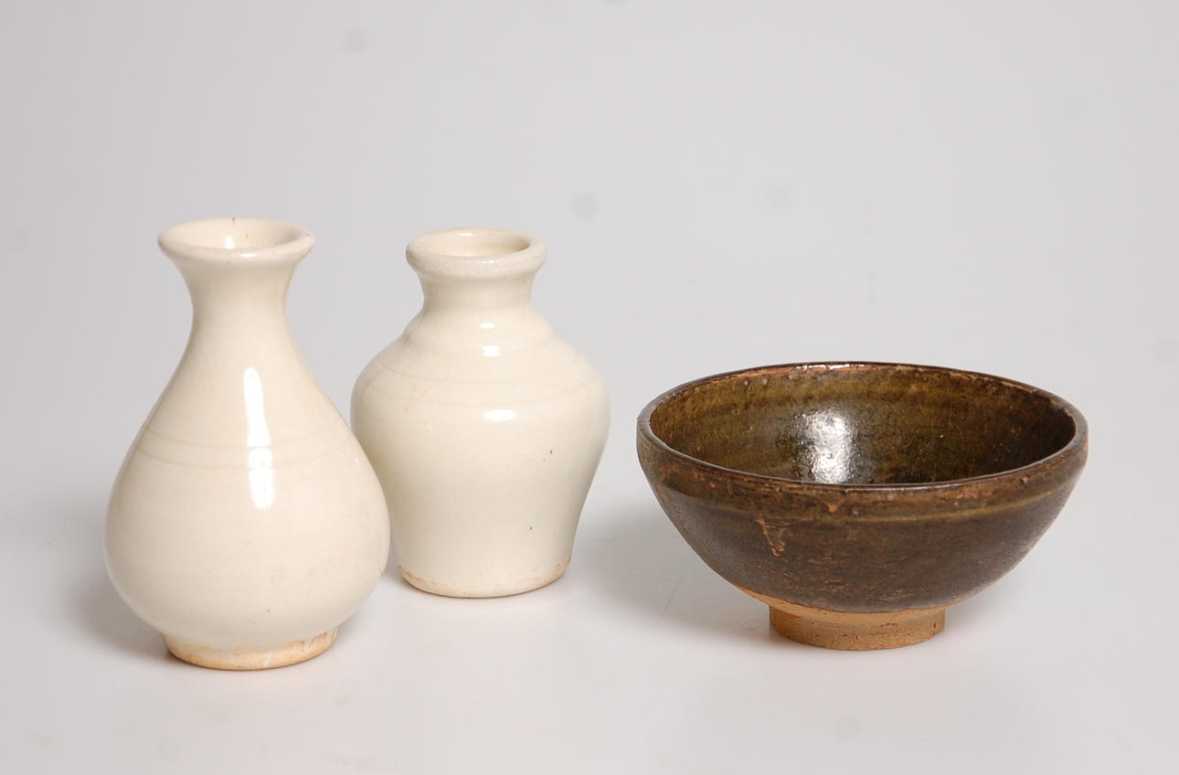 KERAMIK, 3 delar Kina.